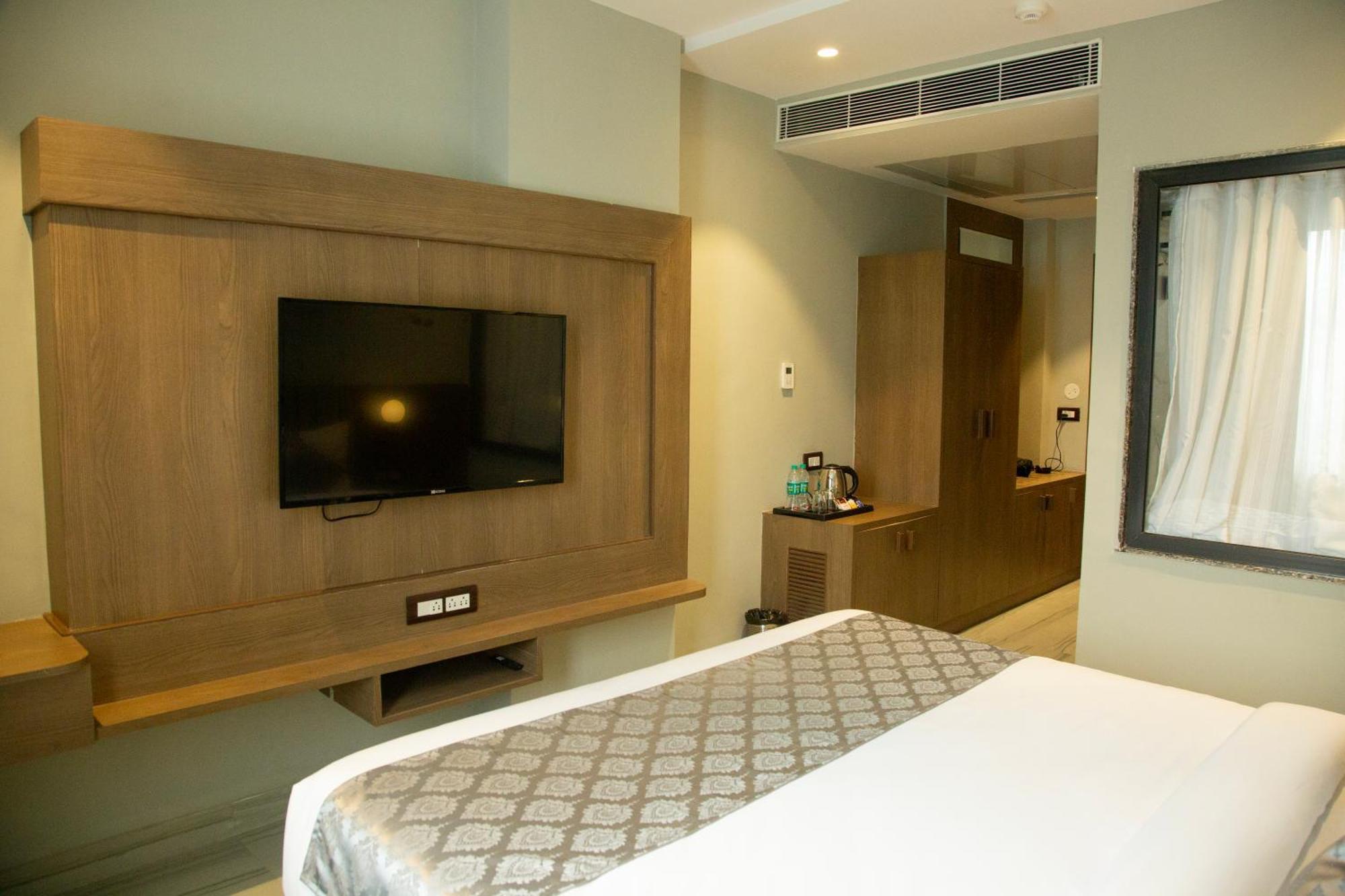 Hotel Westend أُودايبور المظهر الخارجي الصورة